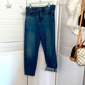 Slouchy boyfriend jean